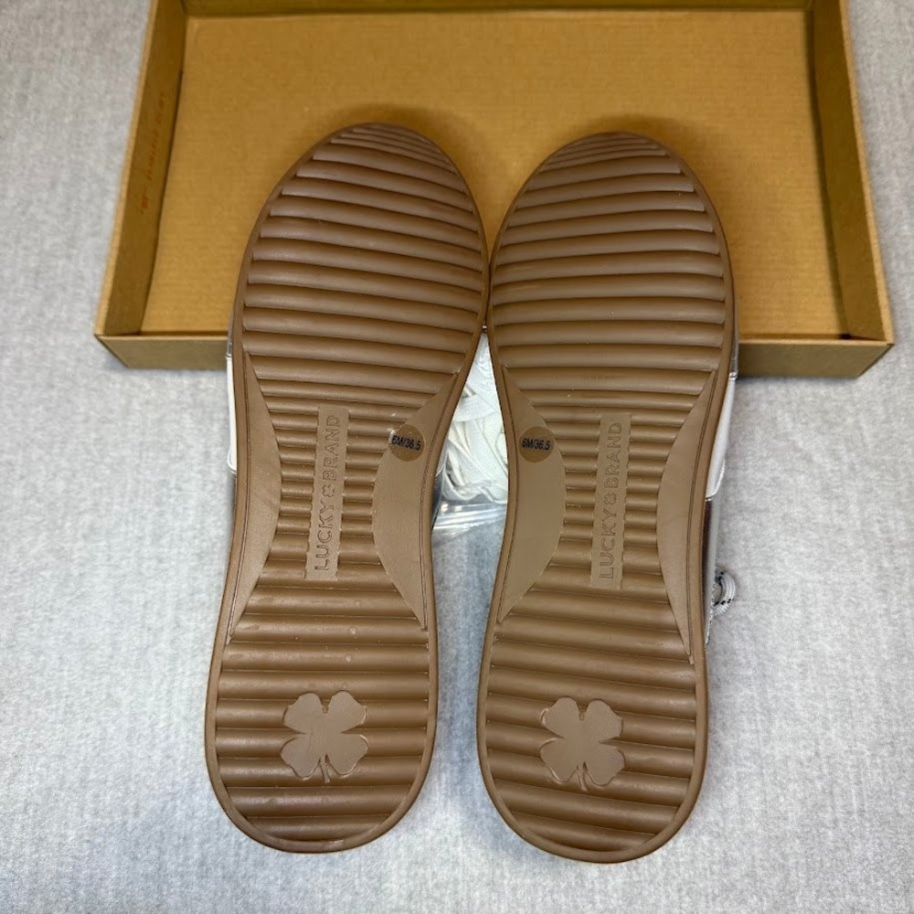 Lucky Brand Women Gray Silver Metallic Accent Leather Lace Up Sneakers Size 6M - Picture 6 of 7